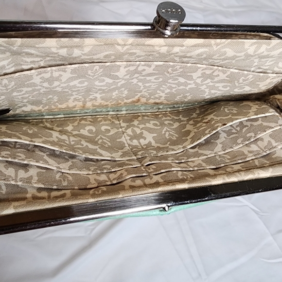 Hobo International Vintage Lauren Double Kiss Lock Clutch /Wallet - Picture 10 of 16